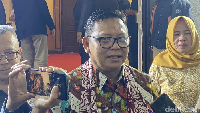 Pj Wali Kota Sukabumi Kusmana Hartadji.