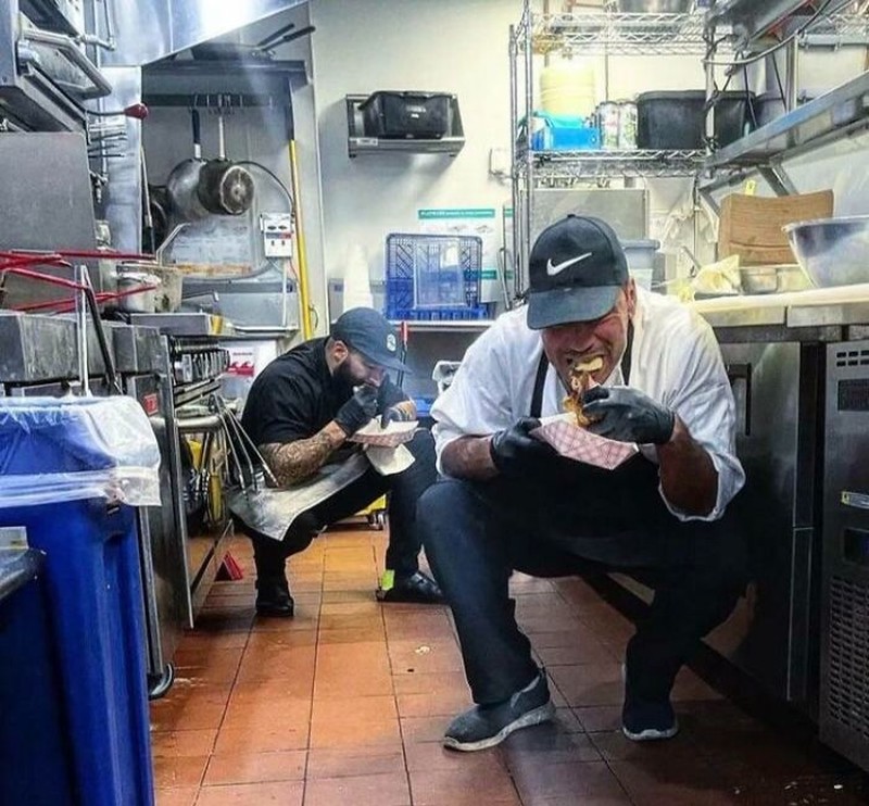 10 Rahasia Dapur Restoran yang Diungkapkan Para Chef dan Pelayan