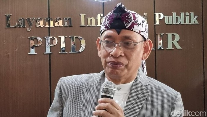 Rektor Unair Prof M Nasih
