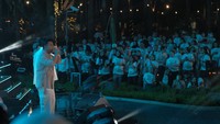 Sequis Life merupakan salah satu perusahaan dibawah naungan Gunung Sewu Group yang telah berusia lebih dari 70 tahun dan menjadi mitra strategis Nippon Life, perusahaan asuransi asal Jepang yang telah berusia 135 tahun.