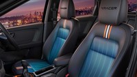 Sementara fiturnya cukup beragam. Mobil tersebut sudah disematkan kamera 360 derajat, layar sentuh hiburan 26 inch yang mendukung aplikasi Apple CarPlay dan Android Auto, enam airbags, sunroof, ventilasi udara di kursi dan masih banyak lagi. Foto: Doc. Tata Motors.