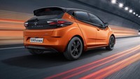 Tata Altroz Racer tersedia dalam tiga varian berbeda, yakni R1, R2 dan R3. Sedangkan warnanya ada abu-abu, jingga dan putih. Foto: Doc. Tata Motors.