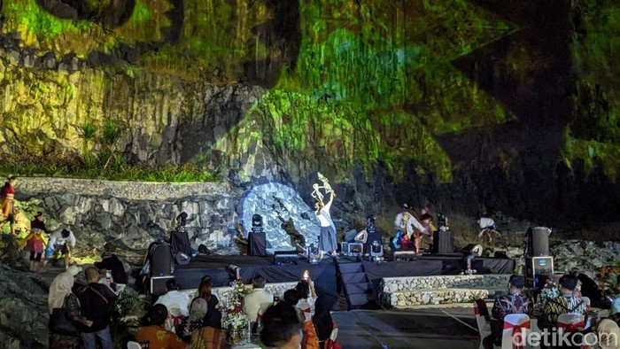 Tebing Kepuh batu bekas kawasan tambang di Trenggalek