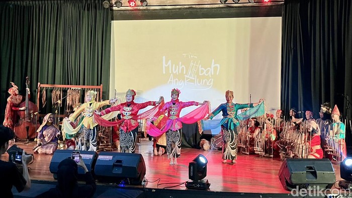 Acara Pre-Journey Concert Journey 2024: Angklung Goes to Africa, Mediterranean, and The Middle East oleh Tim Muhibah Angklung.