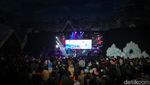 Aksi Panggung The Groove Hangatkan Trans Snow World Bintaro