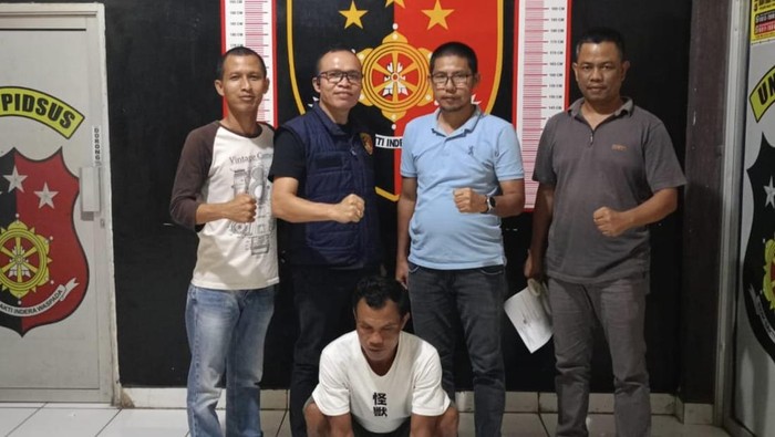 Hakiki (40) pelaku pembunuhan di Mura yang diamankan polisi