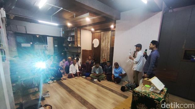 Masjid Konsulat Pemuda Surabaya