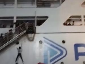 Penumpang Panik-Lompat dari KM Umsini Saat Kebakaran Alami Luka di Wajah