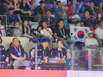 Shin Tae-yong Nonton Langsung Final Indonesia Open 2024 di Istora