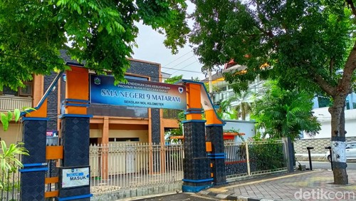 Suasana SMAN 9 Mataram, Minggu (9/6/2024). (Ahmad Viqi/detikBali)
