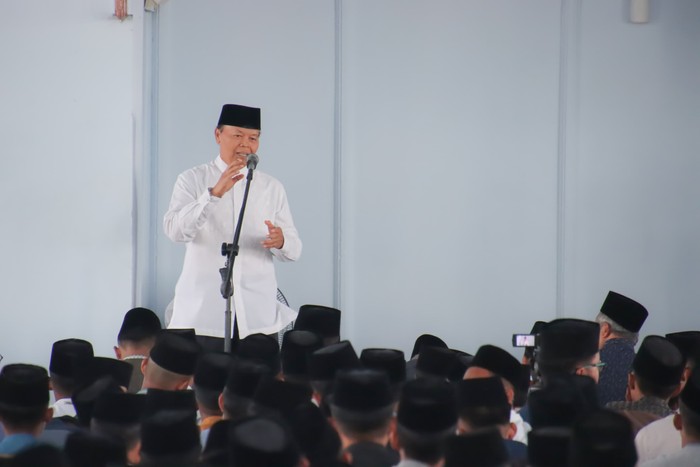 Wakil Ketua MPR yang juga Ketua Badan Wakaf Pondok Modern Darussalam Gontor Hidayat Nur Wahid (HNW)