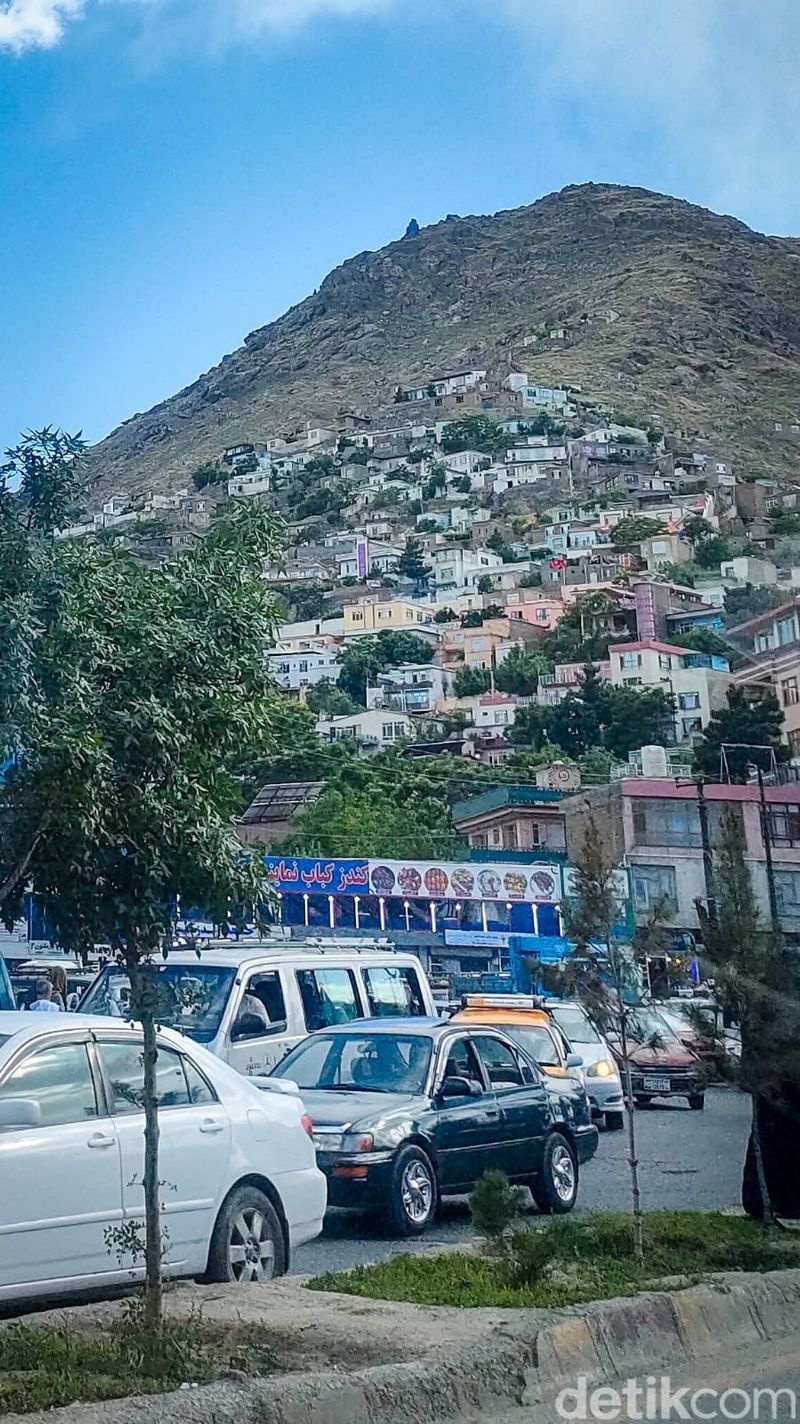 Suasana Kota Kabul, Afghanistan yang kini dipimpin Taliban
