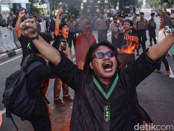 Aksi HMI Tolak Tapera hingga RUU Penyiaran