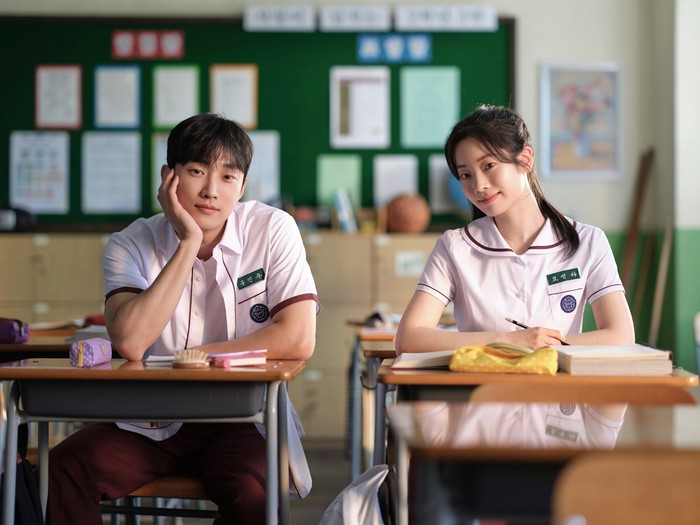 Dahyun TWICE dan Jung Jinyoung membintangi film adaptasi Taiwan, You Are the Apple of My Eye