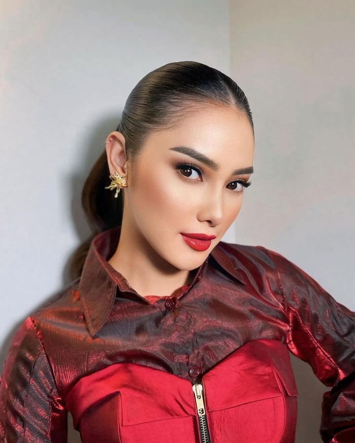 devina kirana