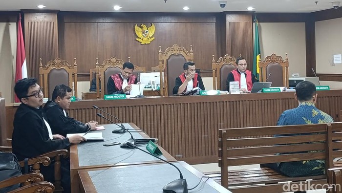 Edward Hutahaean dituntut 3 tahun penjara. (Mulia Budi/detikcom)