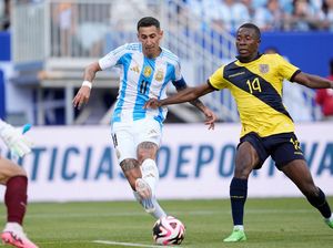 Dibujuk Scaloni Main Satu Laga Lagi, Di Maria Kukuh Gantung Sepatu