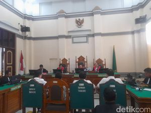 4 Pemberi Suap Bupati Labuhanbatu Divonis 18 hingga 24 Bulan Bui
