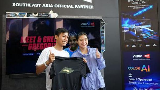 Anthony Ginting dan Gregoria Mariska Tanjung sempat melakukan jumpa fans di sela-sela perhelatan Indonesia Open 2024. Keduanya mengaku senang.