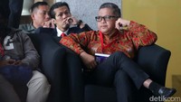 Saat ini KPK kembali menggencarkan penyidikan kasus korupsi pergantian antarwaktu dengan tersangka Harun Masiku. Di akhir bulan Mei 2024 ada tiga saksi yang terdiri dari dua mahasiswa dan satu pengacara diperiksa KPK. Ketiga saksi itu dicecar penyidik KPK terkait keberadaan hingga pihak yang diduga menyembunyikan Harun Masiku. 