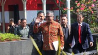Hasto tiba di Gedung Merah Putih KPK, Jakarta Selatan, Senin (10/6/2024) sekitar pukul 09.38 WIB.