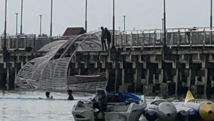 Tragedi Jembatan Ikonik Pulau Tidung: Ambruk Akibat Terjangan Badai