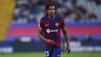 Chelsea Coba Kejar Bek Barcelona Ini di Januari
