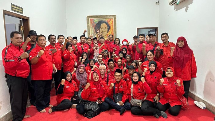 Kader PDIP Surabaya siap sosialisasi Eri-Armuji di Pilwali 2024