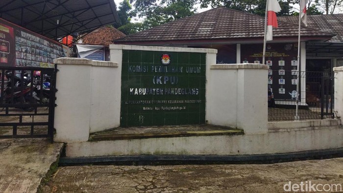 Ketua Divisi Teknis Penyelanggara Pemilu KPU Pandeglang, Restu Sugrining Umam. (Dok Aris Rivaldo/detikcom
