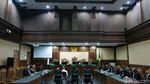 Kuncoro Wibowo dkk Terbukti Korupsi Bansos Beras