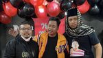 Mesranya Dustin Tiffani dan Calon Istri Saat Makan di Restoran