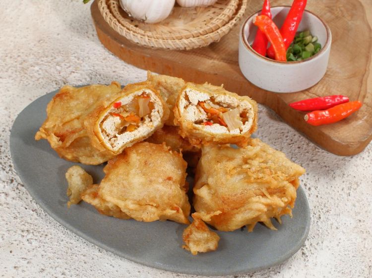 Pedas Nampol! 20 Tahu Pedas Gurih Rp 3.000 Ada di Sini!