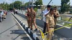 Potret Gerbang Jembatan Brawijaya Kediri Terbakar Sempat Membuat Macet