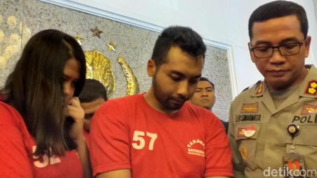 Penculikan dan pembunuhan sales mobil di Surabaya