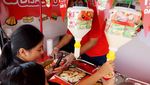 Potret Keseruan di Hari Keju Sedunia