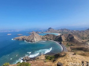 WN China Jatuh dari Puncak Pulau Padar Setelah Tergelincir saat Berfoto