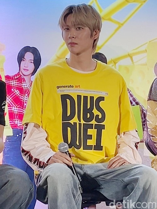 Eunseok RIIZE saat konferensi pers Meet & Greet RIIZE di Jakarta, Sabtu (8/6/2024), di Beach City International Stadium (BCIS) Ancol, Jakarta Utara.