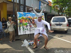 Seniman Bali Gelar Aksi Catus Pata di Rejowinangun Magelang, Ini Maknanya