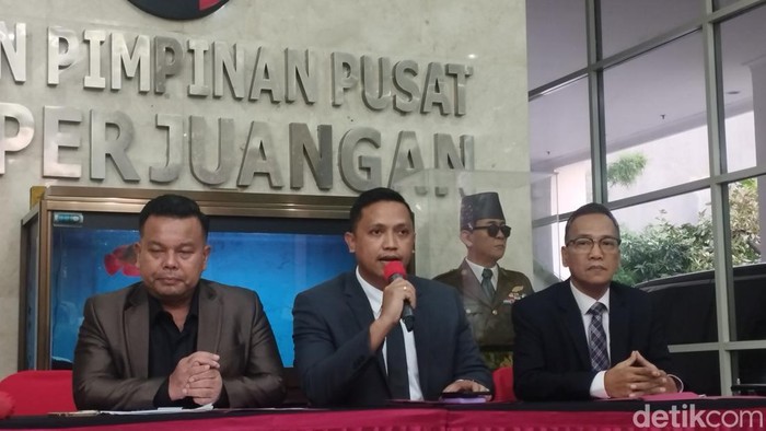 Tim Kuasa Hukum Hasto, Rony Talapessy (Belia/detikcom)