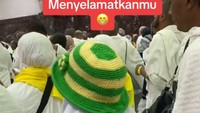 Viral Kisah Jamaah RI Pakai Topi Keroppi, Penyelamat Saat Naik Haji