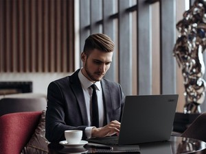Acer TravelMate Kini Dilengkapi AI, Ini Fitur Barunya