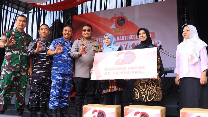 Alumni Bramastya 2003 TNI-Polri Reunian Gelar Baksos HUT Bhayangkara