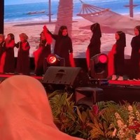 Tak hanya wajahnya yang imut, tingkah Ayang juga tak kalah lucu dan menggemaskan. Lihat saja gayanya saat berjoget bersama teman-temannya. Foto: Instagram/@tasyafarasya