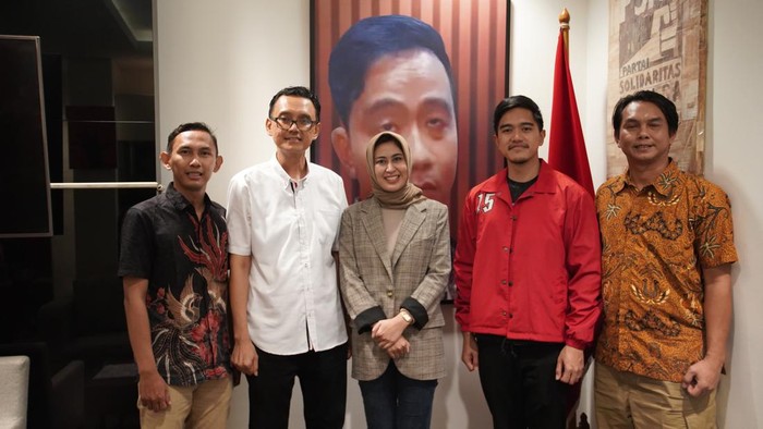 Bakal calon Wali Kota Solo dari PSI Astrid Widayani bertemu dengan Ketum Kaesang Pangarep di DPP PSI.