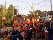 Meriahnya Kirab Encekan di Puncak Rasulan Pracimantoro Wonogiri