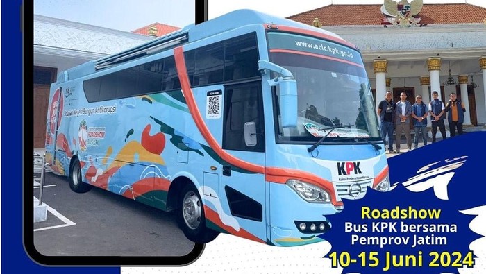 bus kpk di surabaya