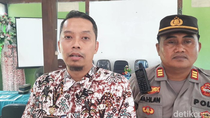 Camat Sukolilo Andrik Sulaksono ditemui di kantor Kecamatan Sukolilo, Selasa (11/6/2024).