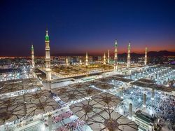 Wusssh! Kereta Cepat Haramain Membelah Gurun Arab