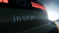 Dicuplik Carscoops, Hyundai menargetkan banderol harga di bawah US$ 21.500 (Rp 350 juta) untuk Inster, sehingga menjadikannya EV termurah dari merek Korea Selatan itu. Foto: Hyundai