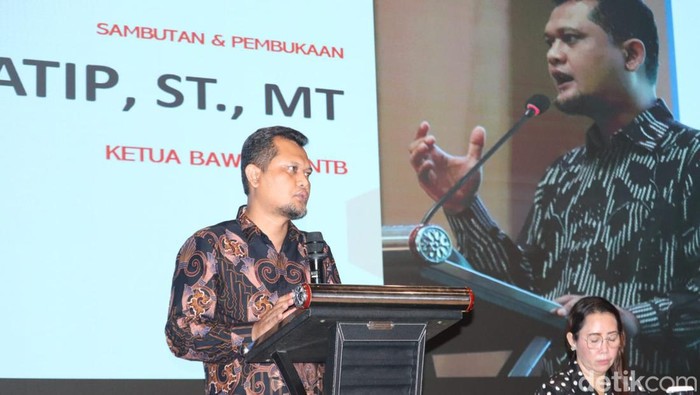 Ketua Bawaslu NTB Itratip saat memberi sambutan di acara rakor pengawasan di Mataram, Selasa (11/6/2024).